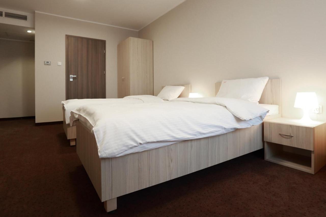 Hotel Porto Радомско Номер фото