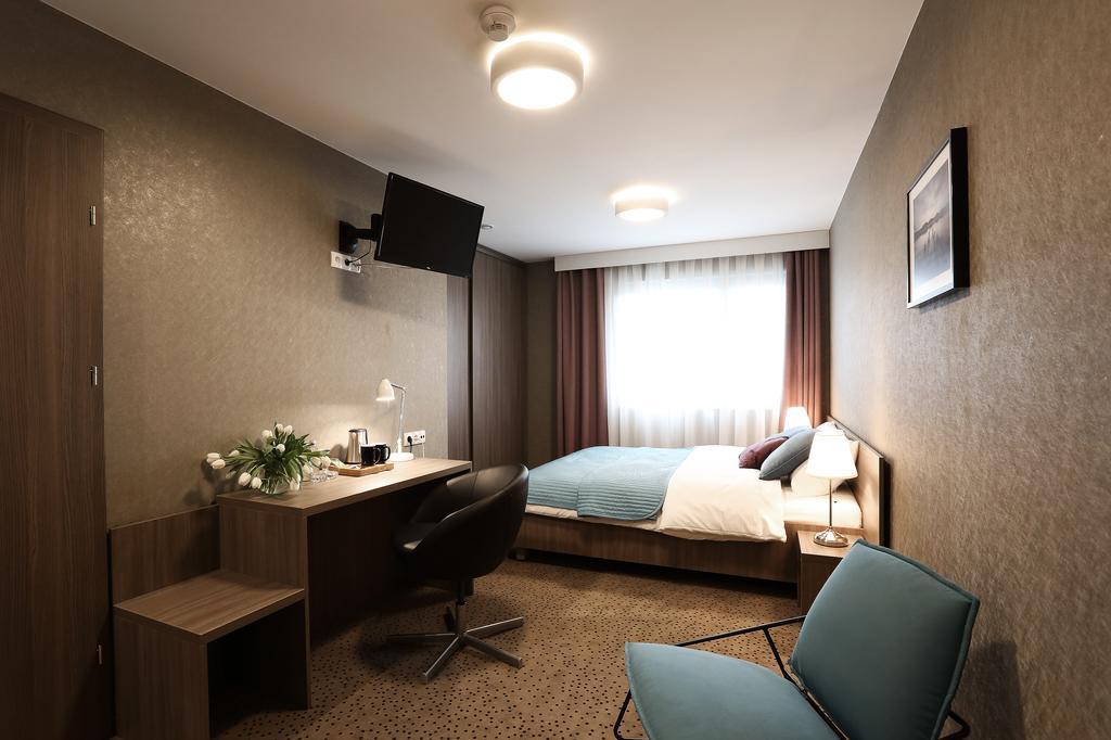 Hotel Porto Радомско Екстер'єр фото